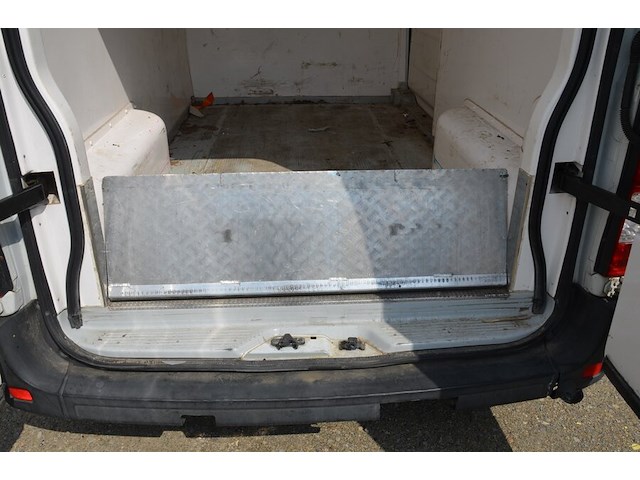 Lichte vrachtwagen renault master, type: ma, chassisnummer: vf1mafedc48062258, bouwjaar: 15/11/2012 met inschrijvingsbewijs deel i, gelijkvormigheidsattest en verlopen schouwingsbewijs. (b1) - afbeelding 42 van  42