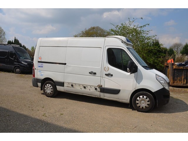Lichte vrachtwagen renault master, type: ma, chassisnummer: vf1mafedc48062258, bouwjaar: 15/11/2012 met koeling, inschrijvingsbewijs deel i, gelijkvormigheidsattest en verlopen schouwingsbewijs. (b1) - afbeelding 31 van  42