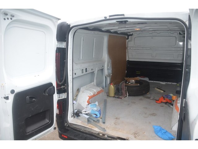 Lichte vrachtwagen renault trafic, type l, variant fam9r, versie my6uc4c82a02, ch.nr. vf1fl000271320943, bouwjaar 23-06-2023 (sleutel, boorddocumenten: inschrijvingsbewijs deel i + deel ii, gelijkvormigheidsattest) - afbeelding 2 van  41