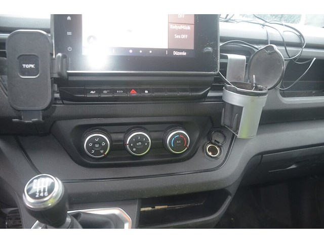 Lichte vrachtwagen renault trafic, type l, variant fam9r, versie my6uc4c82a02, ch.nr. vf1fl000271320943, bouwjaar 23-06-2023 (sleutel, boorddocumenten: inschrijvingsbewijs deel i + deel ii, gelijkvormigheidsattest) - afbeelding 10 van  41