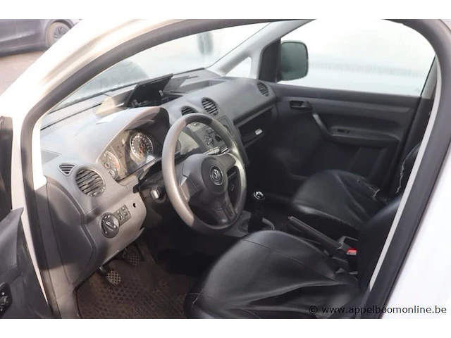 Lichte vrachtwagen volkswagen caddy, datum 1ste inschr 19/11/2013, chassisnr wv1zzz2kzex062488, km-stand 67558, euro 5, schade rondom - afbeelding 8 van  14