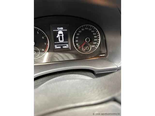 Lichte vrachtwagen volkswagen caddy, wv1zzz2kzfx045552, 1e insch 2014-11-04, 25093km, 1984cm³, 80kw, aardgas (cng), manueel, euro 5b, mtm 2234kg, tarra 1570kg, keur. tot 2026-11-04, insch. deel i en ii en identificatieverslag, imperiaal, sortimo inrichting - afbeelding 9 van  14