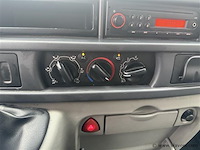 Lichte vrachtwagen - afbeelding 3 van  13