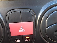 Lichte vrachtwagen - afbeelding 2 van  17