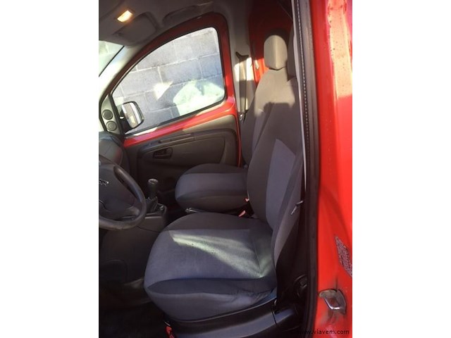 Lichte vrachtwagen - afbeelding 13 van  17