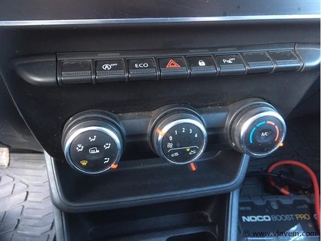 Lichte vrachtwagen - afbeelding 8 van  21