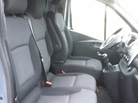 Lichte vrachtwagen - afbeelding 3 van  18