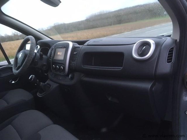 Lichte vrachtwagen - afbeelding 4 van  18