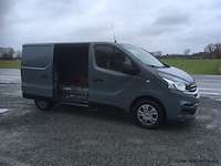 Lichte vrachtwagen - afbeelding 12 van  18