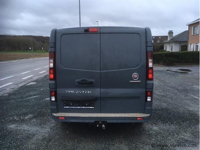 Lichte vrachtwagen - afbeelding 14 van  18