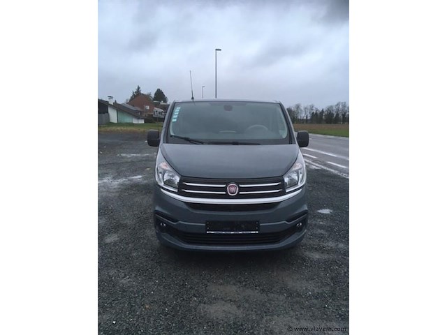 Lichte vrachtwagen - afbeelding 15 van  18