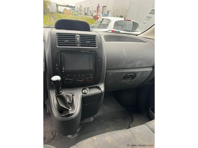 Lichte vrachtwagen - afbeelding 6 van  14