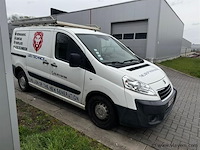 Lichte vrachtwagen - afbeelding 12 van  14