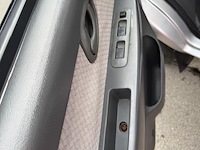 Lichte vrachtwagen - afbeelding 4 van  17