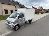 Lichte vrachtwagen - afbeelding 10 van  17