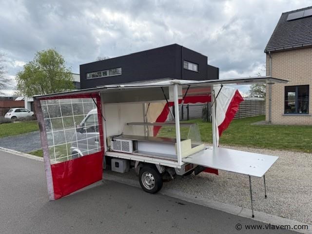 Lichte vrachtwagen - afbeelding 13 van  17