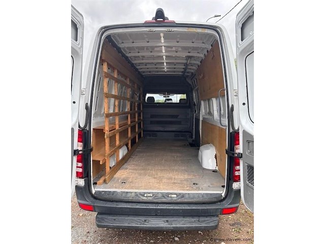 Lichte vrachtwagen - afbeelding 16 van  19