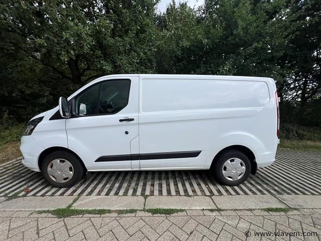 Lichte vrachtwagen - afbeelding 21 van  26