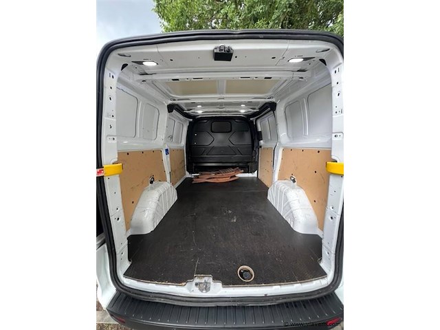 Lichte vrachtwagen - afbeelding 24 van  26