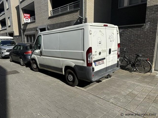 Lichte vrachtwagen - afbeelding 4 van  9