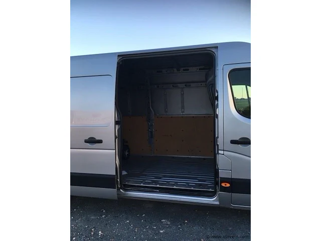 Lichte vrachtwagen - afbeelding 5 van  16