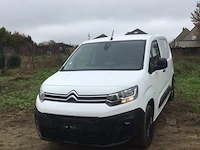 Lichte vrachtwagen - afbeelding 17 van  22