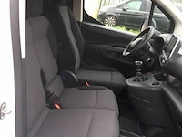 Lichte vrachtwagen - afbeelding 20 van  22