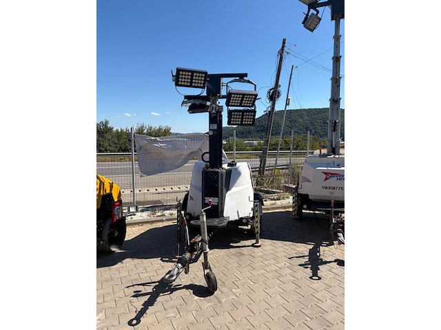 Lichtmast generac tower light vb9+ diesel 5kva 2018 - afbeelding 1 van  1