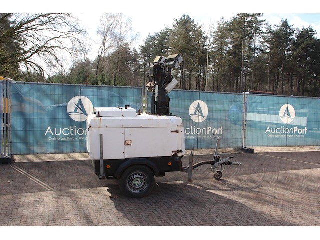 Lichtmast towerlight diesel 5kva - afbeelding 1 van  1