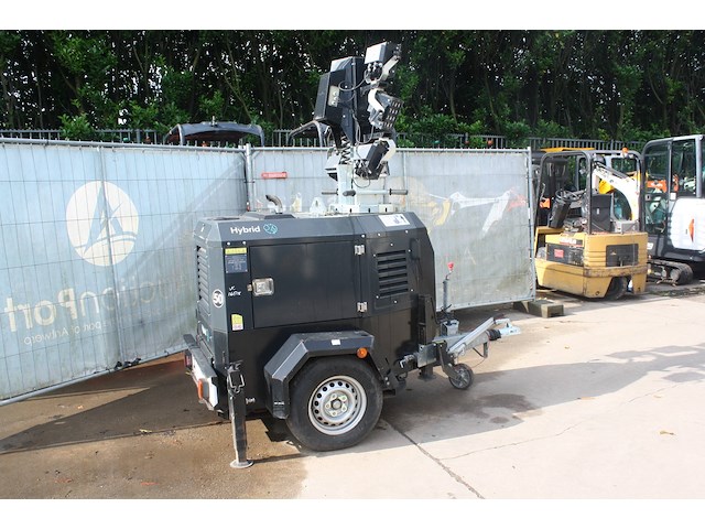 Lichtmast trime x-eco hybrid lithium hybride 2021 4kva - afbeelding 1 van  1