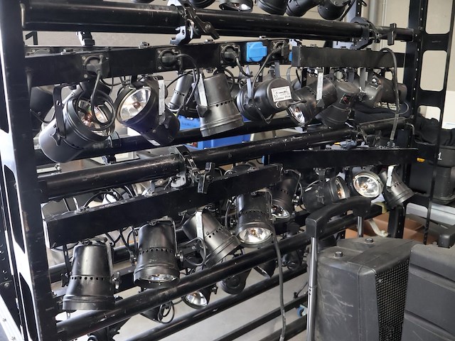 Lichtstand met spots - afbeelding 8 van  9