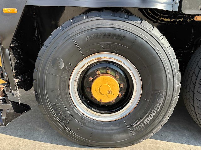 Liebherr - 1999 - ltm1080/1 - telescoopkraan - afbeelding 1 van  15