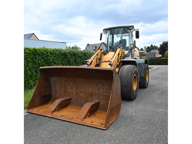 Liebherr - 2004 - l534 - shovel - afbeelding 2 van  23