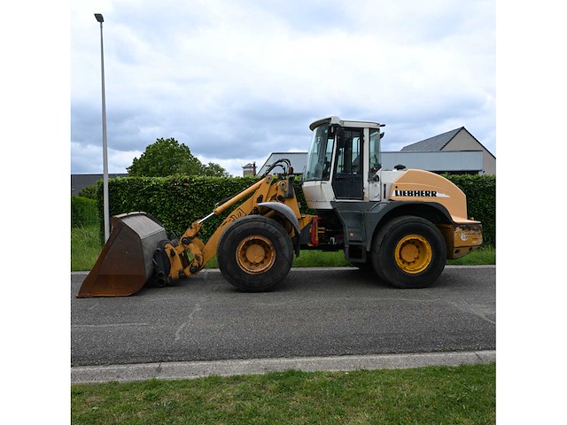 Liebherr - 2004 - l534 - shovel - afbeelding 3 van  23