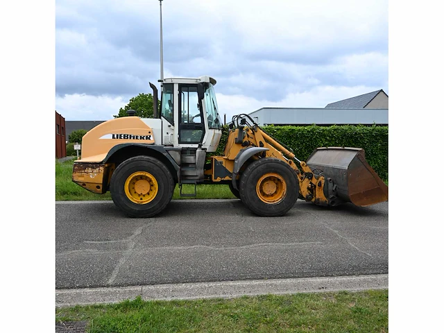 Liebherr - 2004 - l534 - shovel - afbeelding 21 van  23