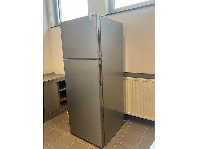 Liebherr ctnef 5215 koel-vries combinatie - afbeelding 2 van  10