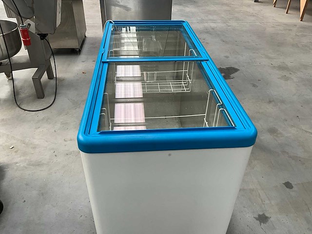 Liebherr diepvries koelvitrine - afbeelding 2 van  5
