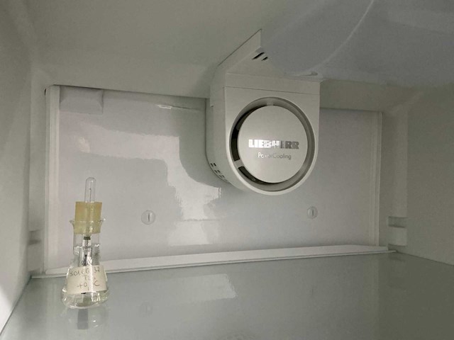 Liebherr kp 4220 koelkast - afbeelding 6 van  7