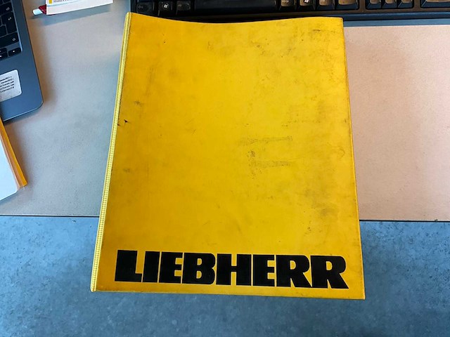 Liebherr l 521 wiellader - afbeelding 37 van  39