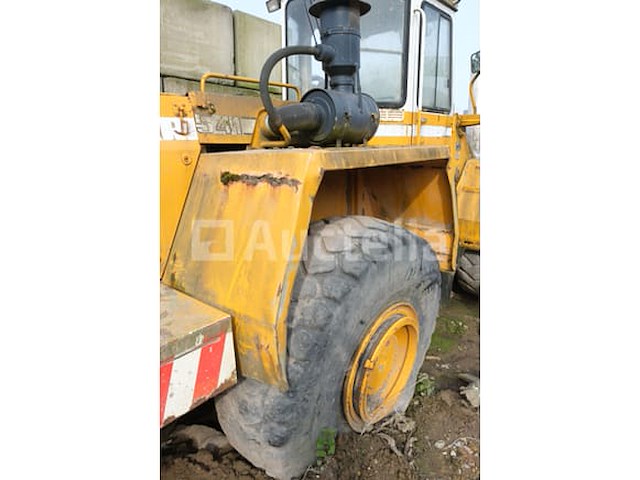 Liebherr l 541 wiellader - afbeelding 26 van  46