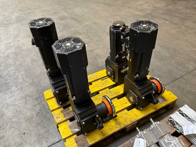 Liedtke antriebstechnik servomotor (4x) - afbeelding 1 van  23