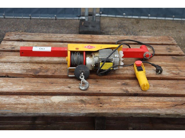 Lier aa-lift elektrisch 12m - afbeelding 1 van  1