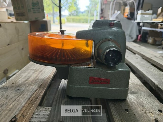 Liesegang fantax diaprojector + carrousel - afbeelding 1 van  5