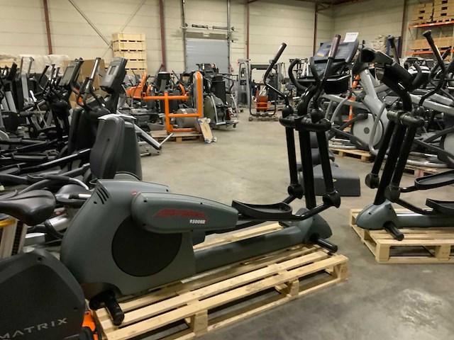 Life fitness 9500hr elliptical crosstrainer - afbeelding 2 van  5