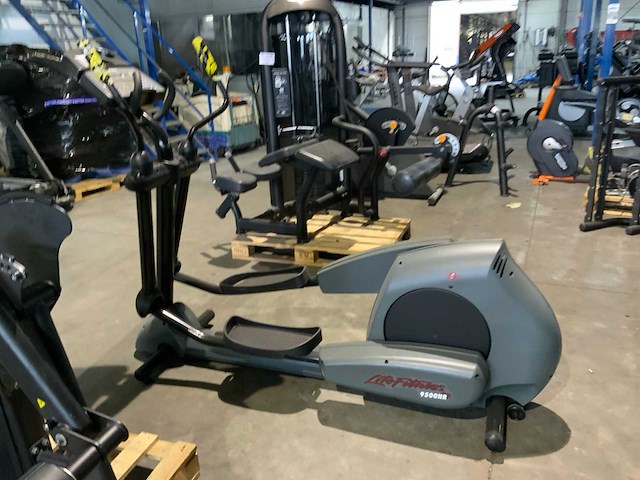 Life fitness 9500hr elliptical crosstrainer - afbeelding 1 van  5
