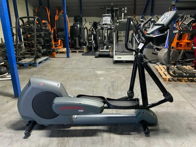 Life fitness 9500hr elliptical crosstrainer - afbeelding 1 van  6