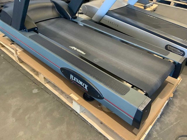 Life fitness 9500hr next gen treadmill loopband - afbeelding 2 van  5