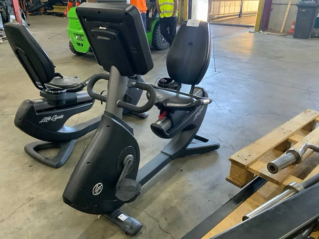 Life fitness 95c discover se3 hd recumbent bike home trainer - afbeelding 5 van  5
