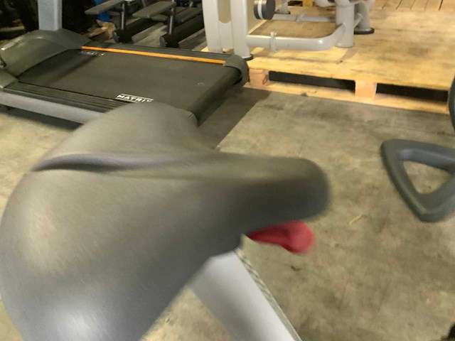 Life fitness 95c enage uprightbike home trainer - afbeelding 3 van  5