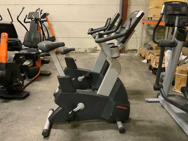 Life fitness 95ci integrity upright bike home trainer - afbeelding 1 van  6